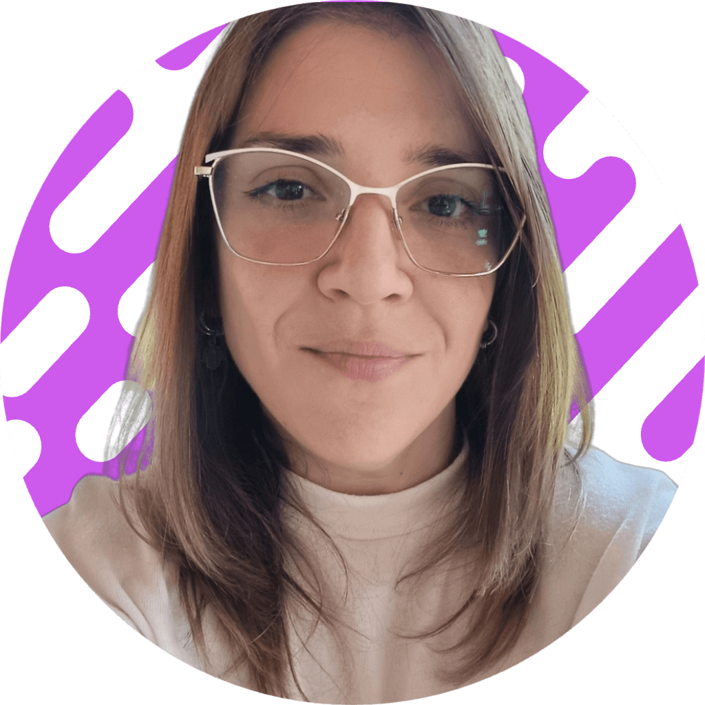 Rocío Scotto, diseñadora y desarrolladora web especializada en diseño y desarrollo web e identidades visuales